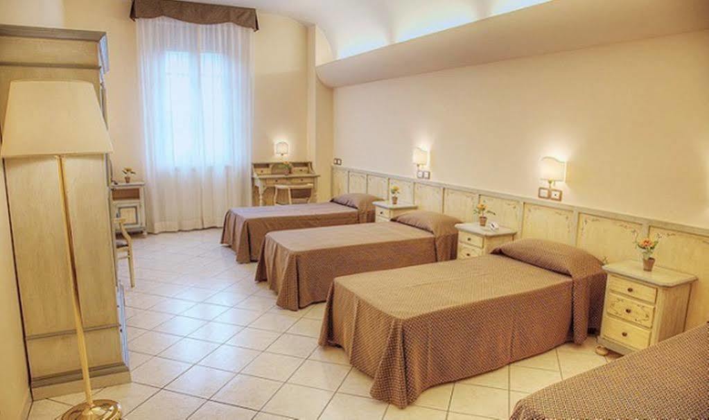 Villa Santa Margherita - B&B Cortona Bagian luar foto