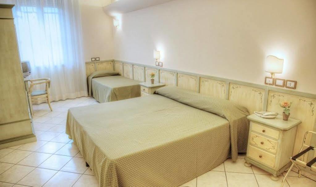 Villa Santa Margherita - B&B Cortona Bagian luar foto